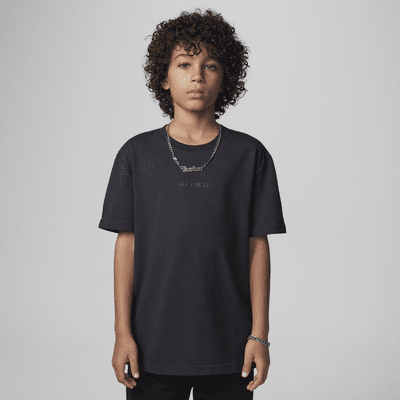 Air Jordan Big Kids' Embroidered T-Shirt. Nike.com